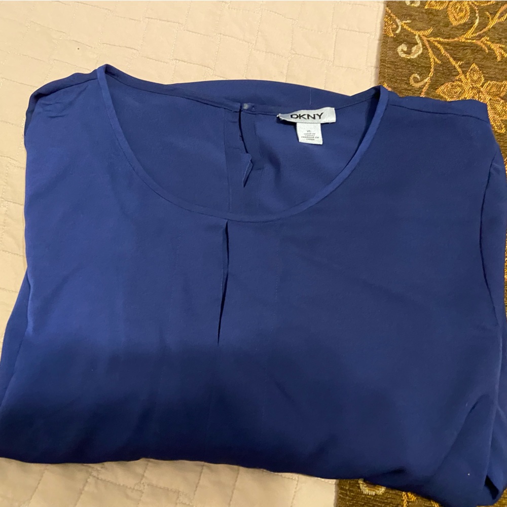 DKNY Blue Top XL